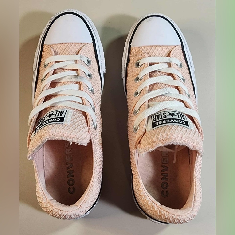 Converse Pink and White Women's Sneakers - Picture 4 of 7